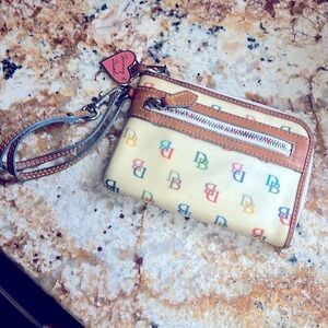 Rare Y2k Dooney & Bourke Multicolored Wallet